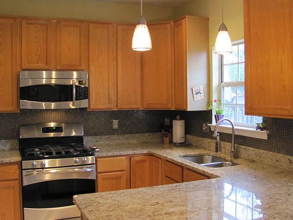 Contemporary Kitchen