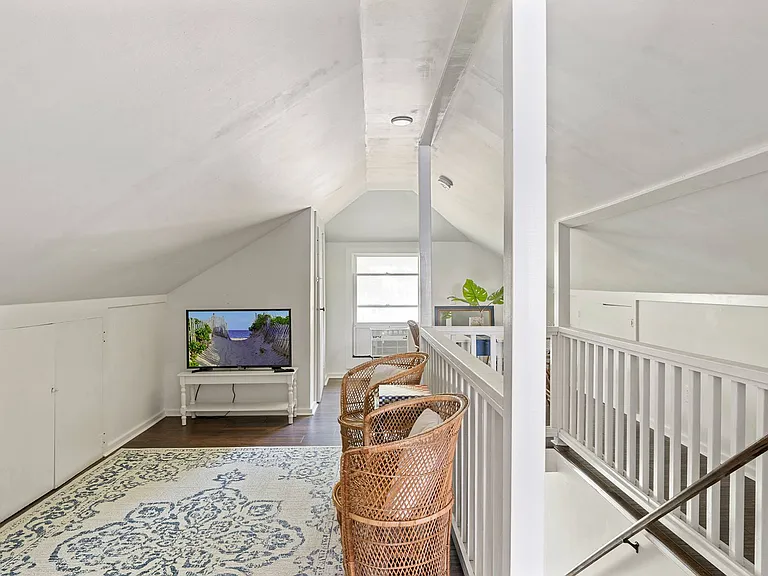 6340 Great Peconic Bay Blvd — Photo 19