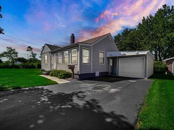 434 W Walnut St, Crown Point, IN 46307