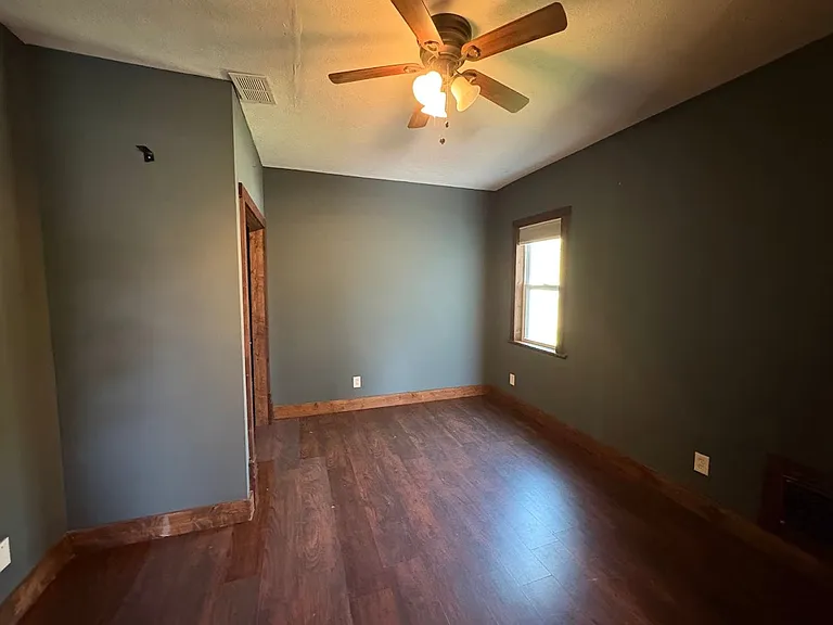 532 Crosby St — Photo 33