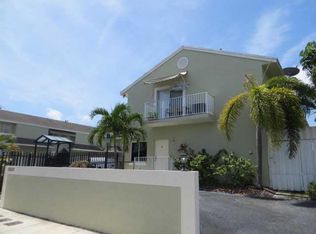 5600 NW 6th St APT 24, Miami, FL 33126