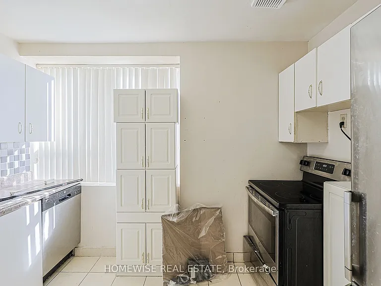 485 Kingston Rd #307 — Photo 10