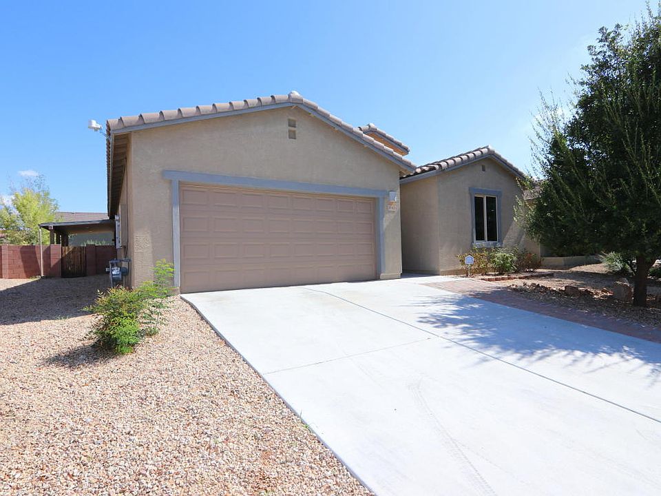 1st image of 1083 E Empire Canyon Ln