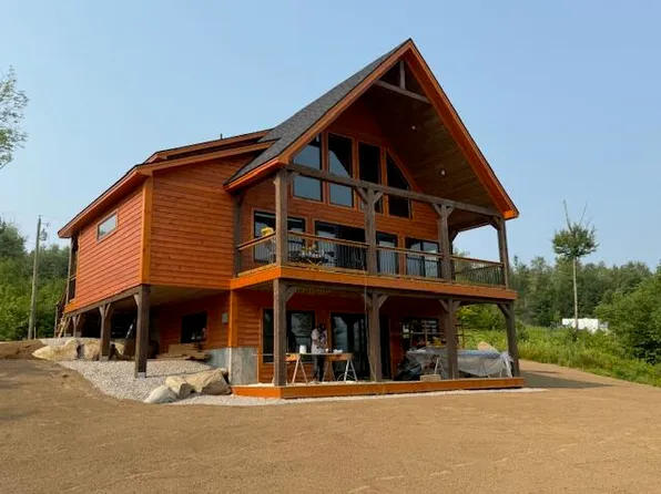 46 Harmony Row, Bethel, ME 04217