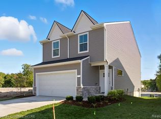 100 Parsons Ln, Saline, MI