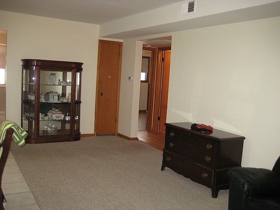 4th image of 7608 W Lawrence Ave Unit 1B