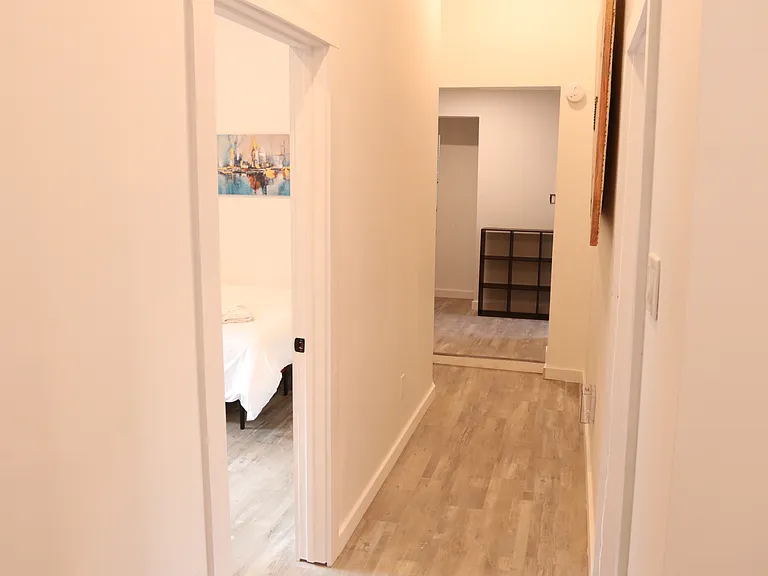 455 Pavonia Ave #2C — Photo 19