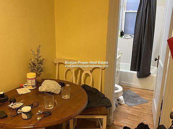 52 Charlesgate East #166 Boston - Fenway Unit Photo 2 (1)