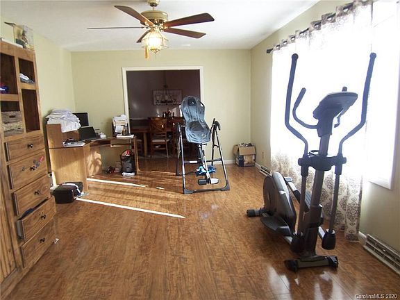 5th image of 708 Buford St