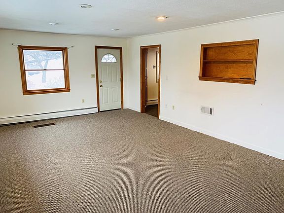 5th image of 14 Boyd Dr