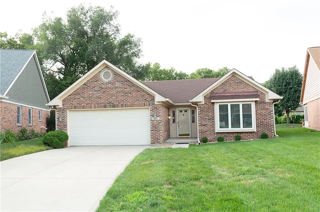 1142 Acadia Ct photo 1