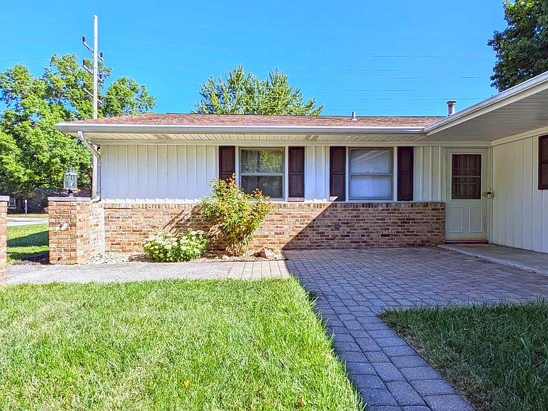 4900 N Holborn Dr — Photo 24