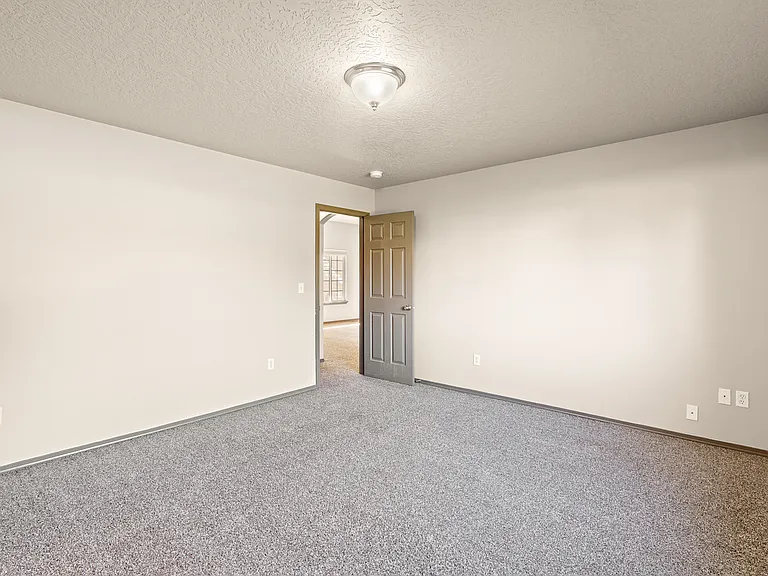 178 E Northridge Ct — Photo 16