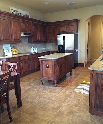 4th image of 5809 Wellington Ln