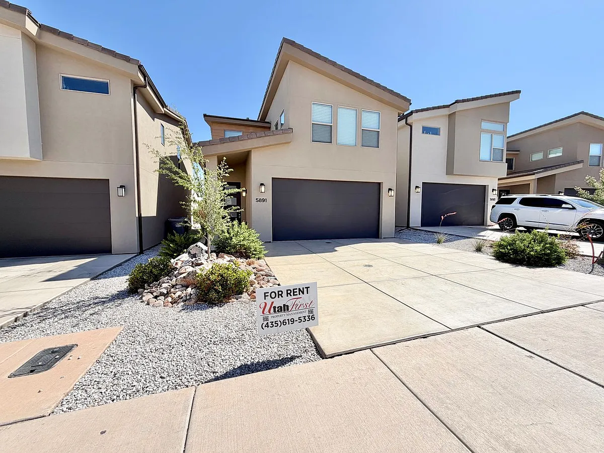 Building Photo - 5891 S Mythical Ln