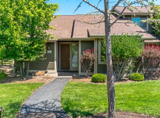 667 Sagebush Cir, Redmond, OR 97756