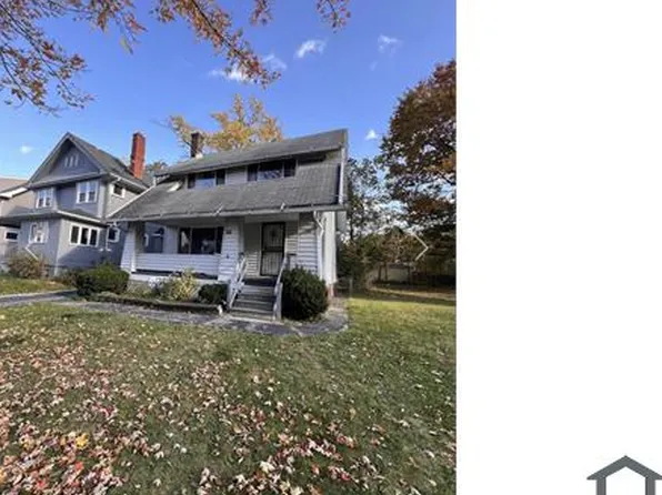 847 Nela View Rd, Cleveland, OH 44112