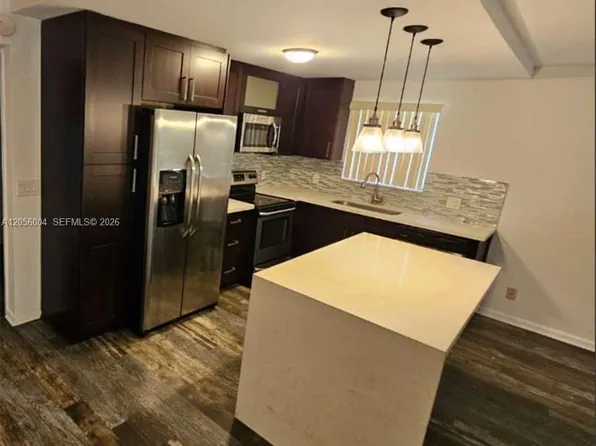 8 Farnham #8-A, Deerfield Beach, FL 33442