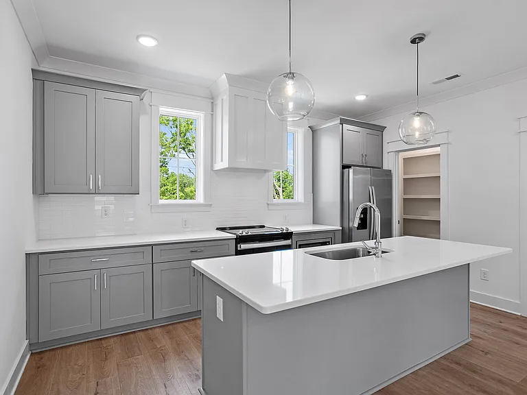 2036 Maple View Ln — Photo 11