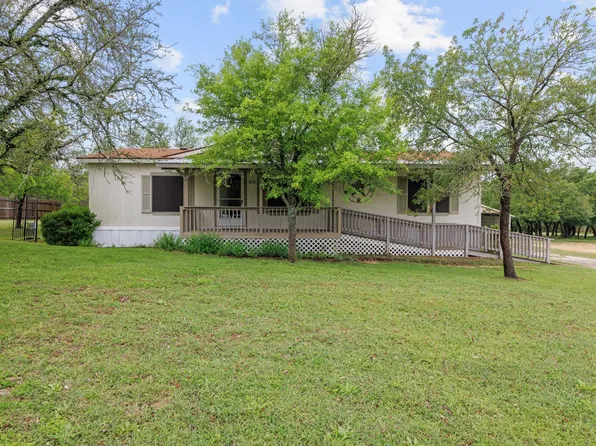 1210 Thousand Oaks Trl, Liberty Hill, TX 78642