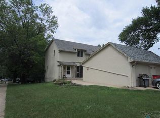 3400 E 28th St #B, Sioux Falls, SD 57103