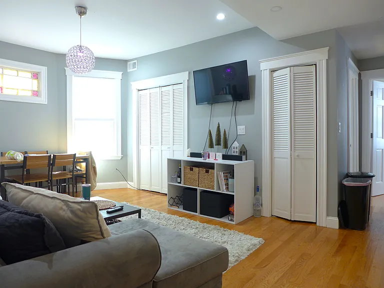 1615 Tremont St — Photo 8