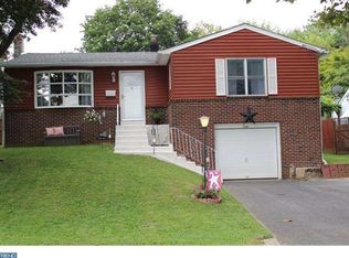 9 Gilpin Rd, Willow Grove, PA 19090