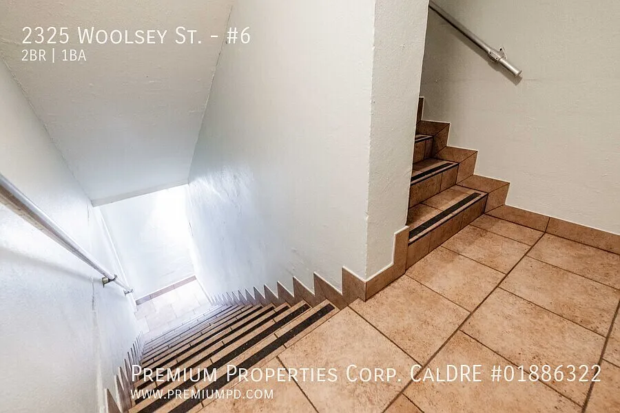 Woolsey Walk — Photo 4