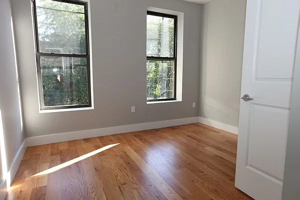 Rented by Real Team Brokerage | media 6