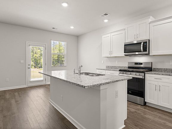 5th image of 2047 Signal Hill Court Lot 36