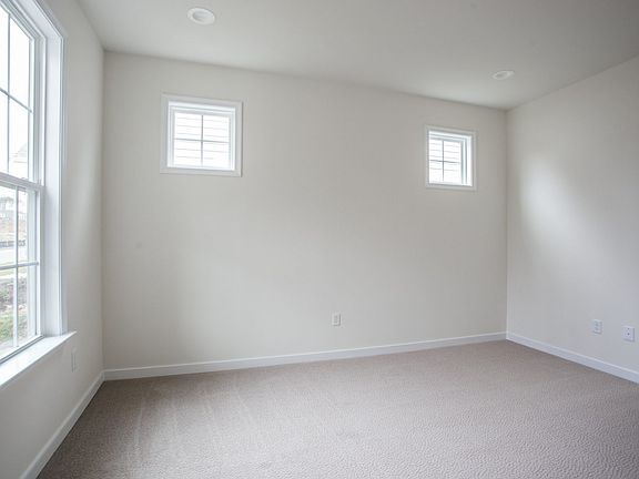 6610 Southwalk Heights-0003