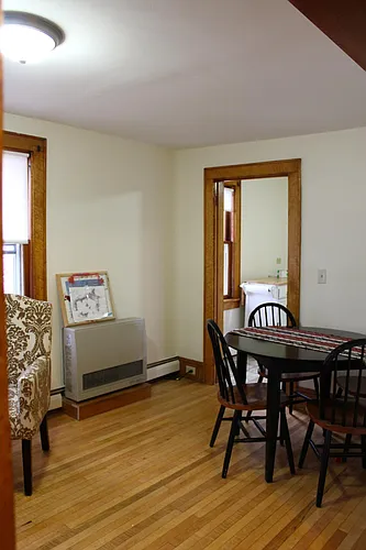 93 Weaver St #C Photo 1