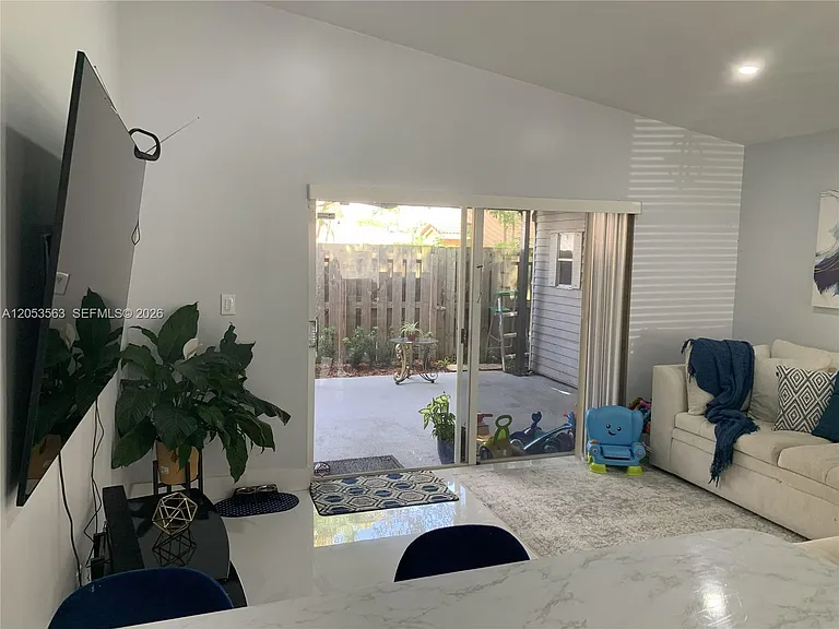 9720 SW 164th Ave — Photo 6