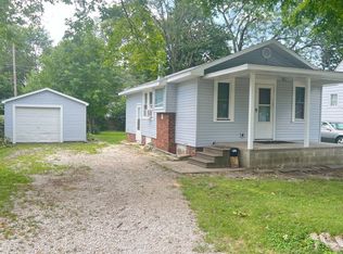 511 N Garfield Ave, Champaign, IL 61821