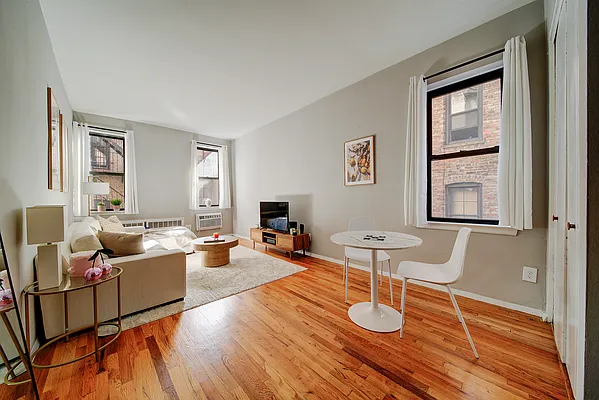 Rented by Corcoran | media 4