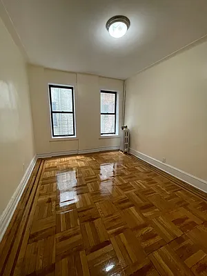 Rented by NYC LUXURY APT RENTALS CO LLC | media 8