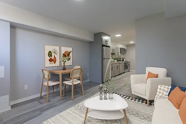 389 Melanie Ave #2 — Photo 3