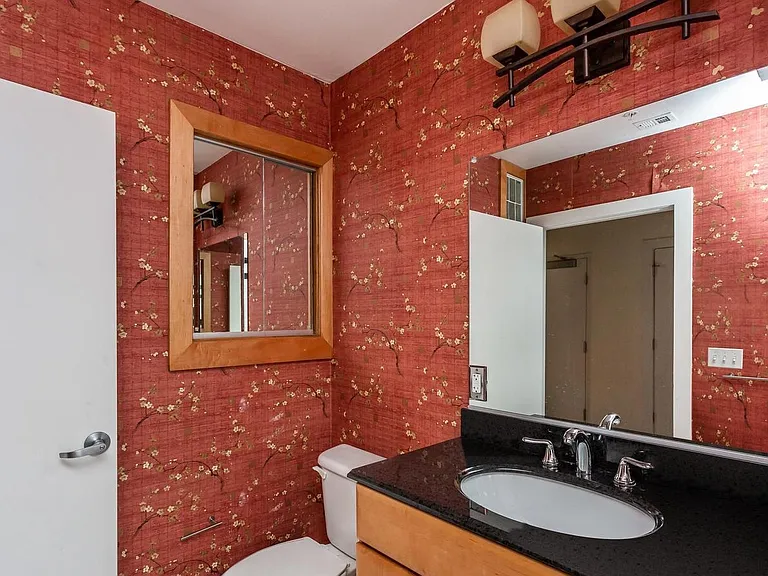 22 S Howard St #601 — Photo 9