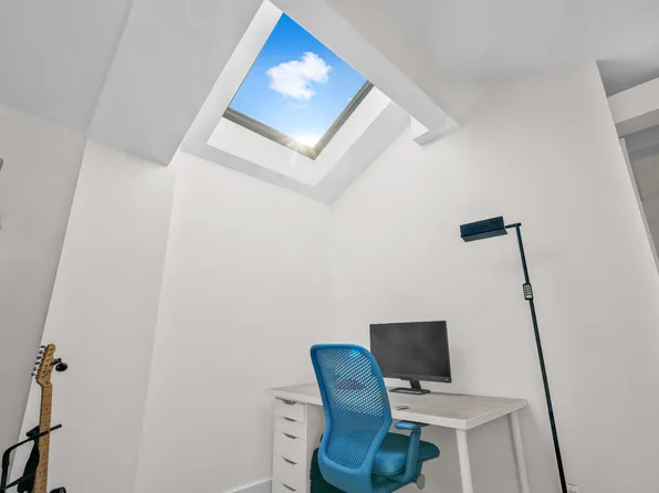 401 Hicks Street image 17 of 26