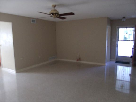 4th image of 2850 Los Gatos Dr