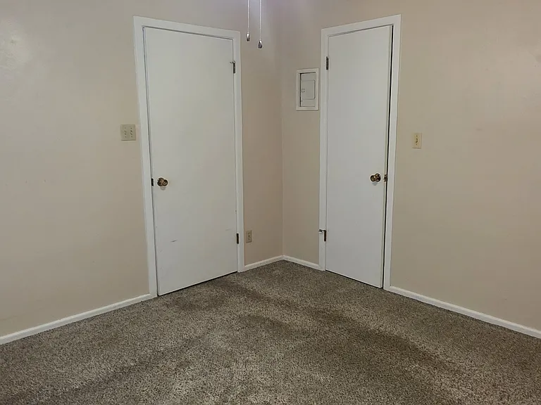 2117 Grand Ave — Photo 10