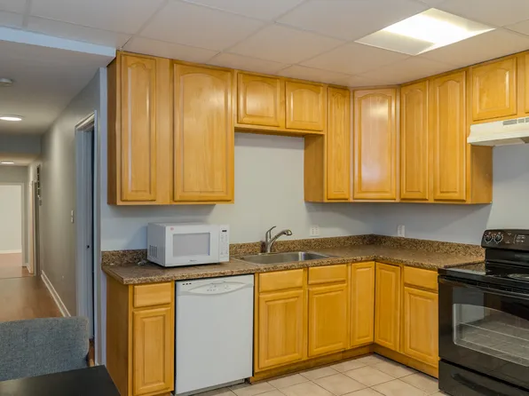 2014 N Charles St, Baltimore, MD 21218