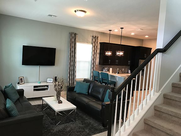 3rd image of 9374 Woodcrane Dr