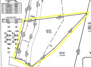 Beanies Beach Rd, Strong, ME 04983