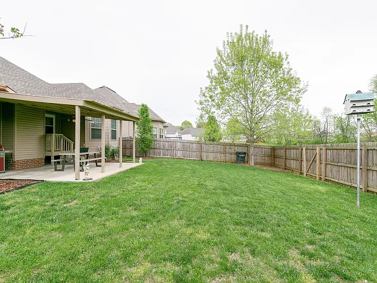 7032 Nickalus Way — Photo 33