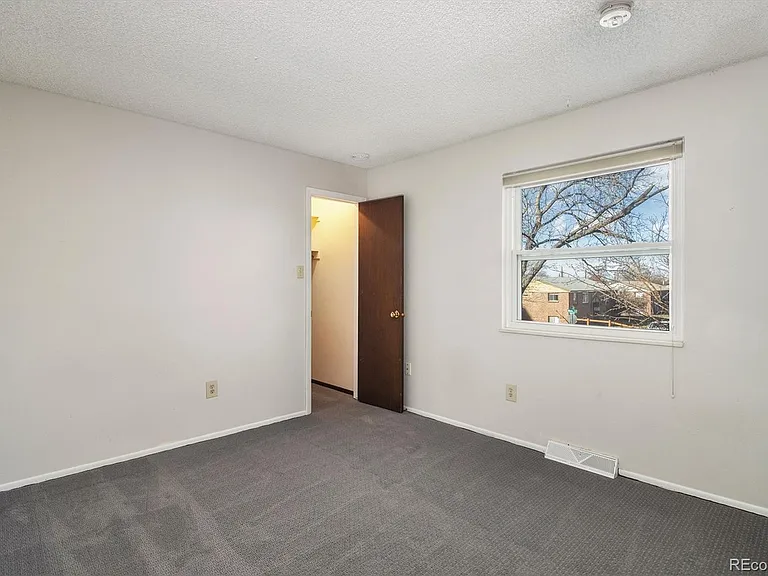 6380 E Wesley Ave — Photo 11