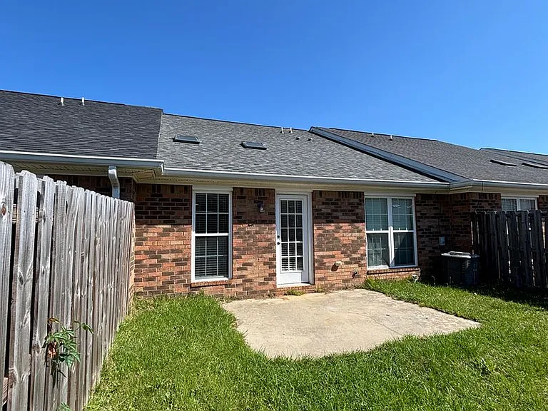 846 Bryan Cir — Photo 9