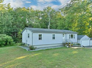 26 Brian St, Sandown, NH 03873