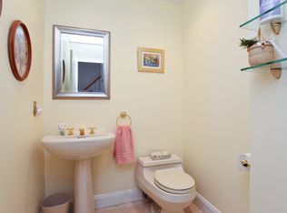 3 Ellis Ct, Rye, NY 10580