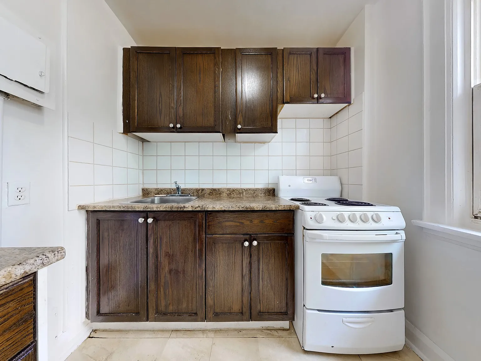 Bold Street Apartments — Photo 1